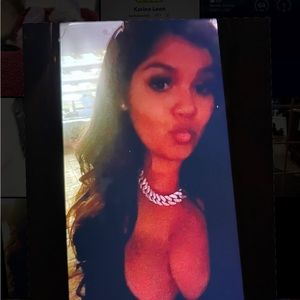 Meet your Posher, Andrea